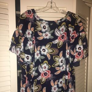LOFT tie back floral short sleeve blouse